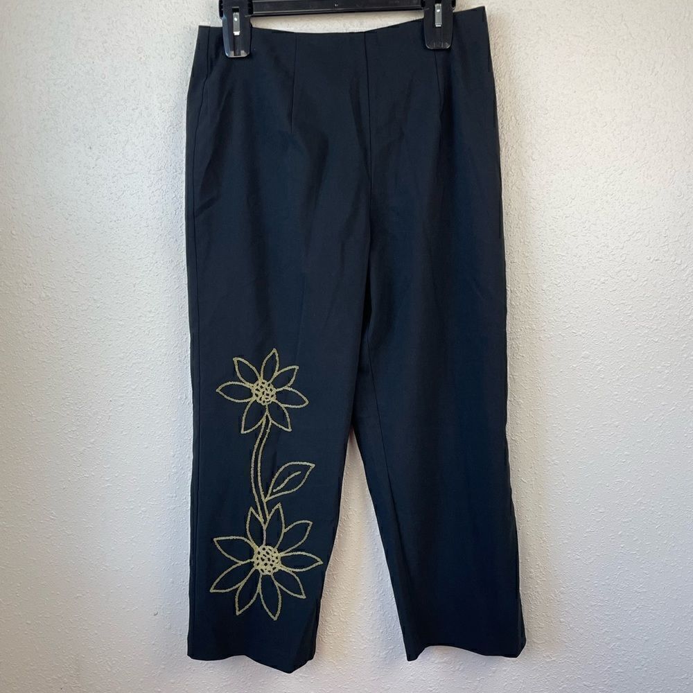 Sheri Martin Black Floral Beaded Cropped Pants Size 10 EUC